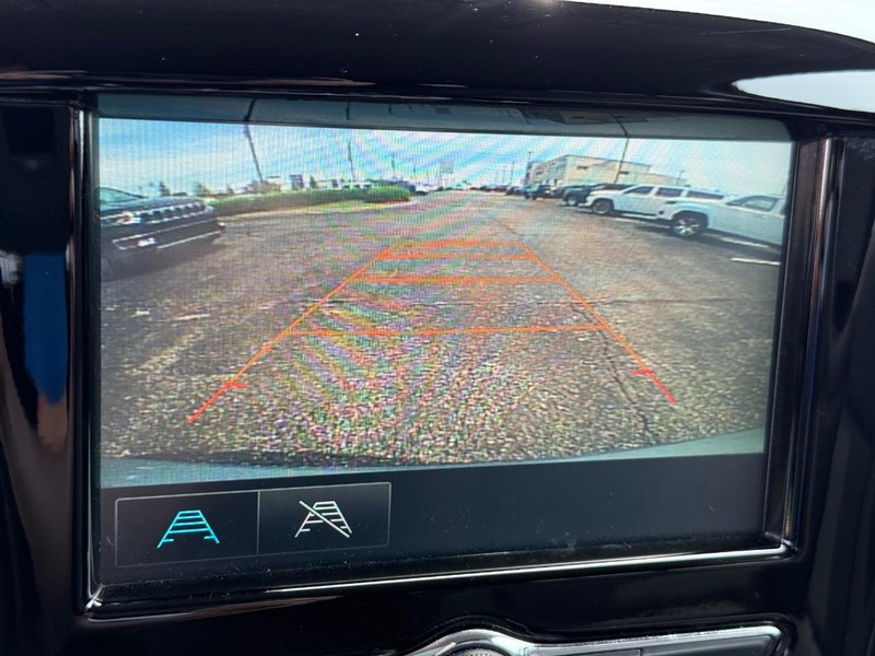 Chevrolet Traverse Vehicle Image 18