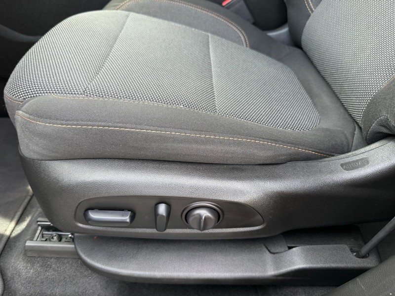 Chevrolet Traverse Vehicle Image 25