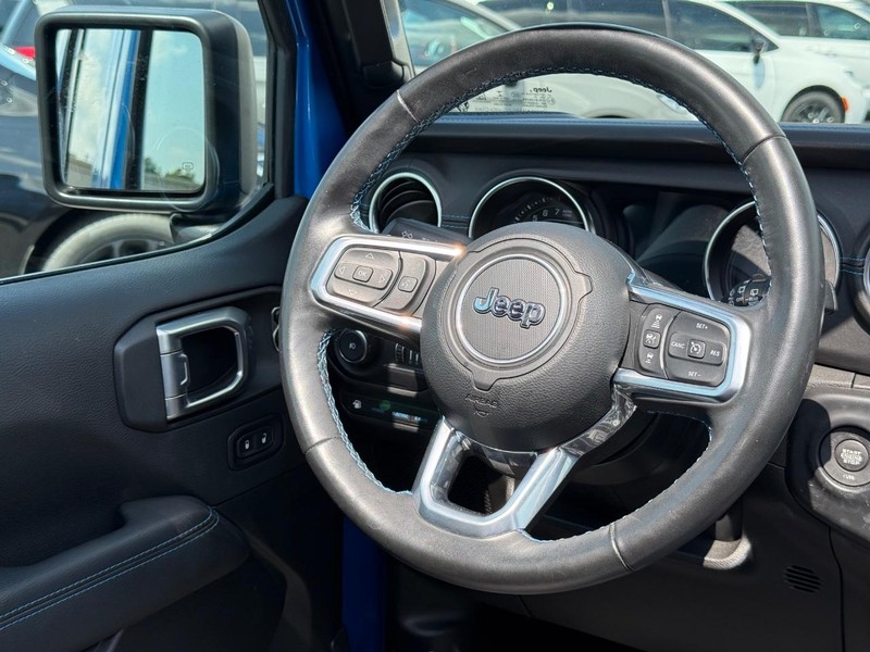 Jeep Wrangler 4xe Vehicle Image 13