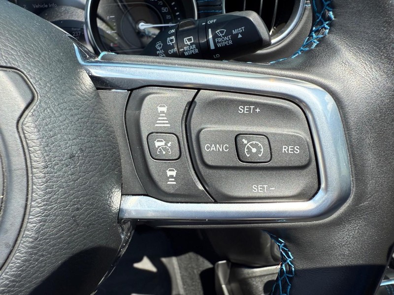 Jeep Wrangler 4xe Vehicle Image 15