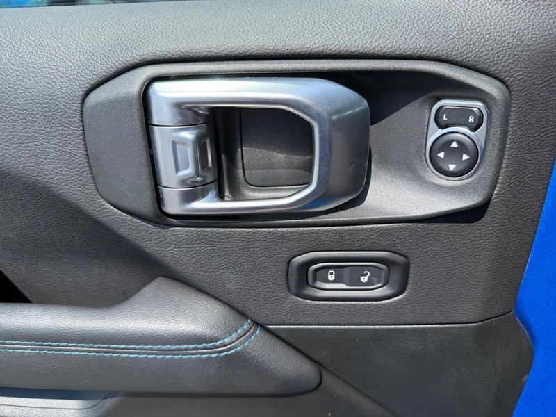 Jeep Wrangler 4xe Vehicle Image 26