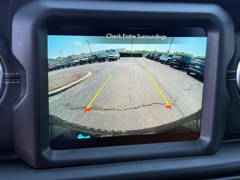 Jeep Wrangler 4xe Vehicle Image 18