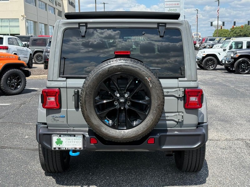 Jeep Wrangler 4xe Vehicle Image 04