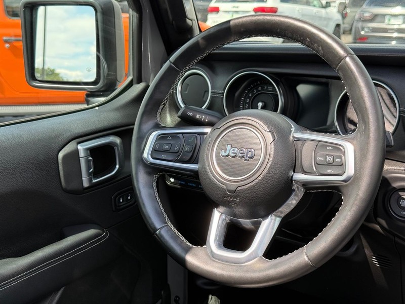 Jeep Wrangler 4xe Vehicle Image 13