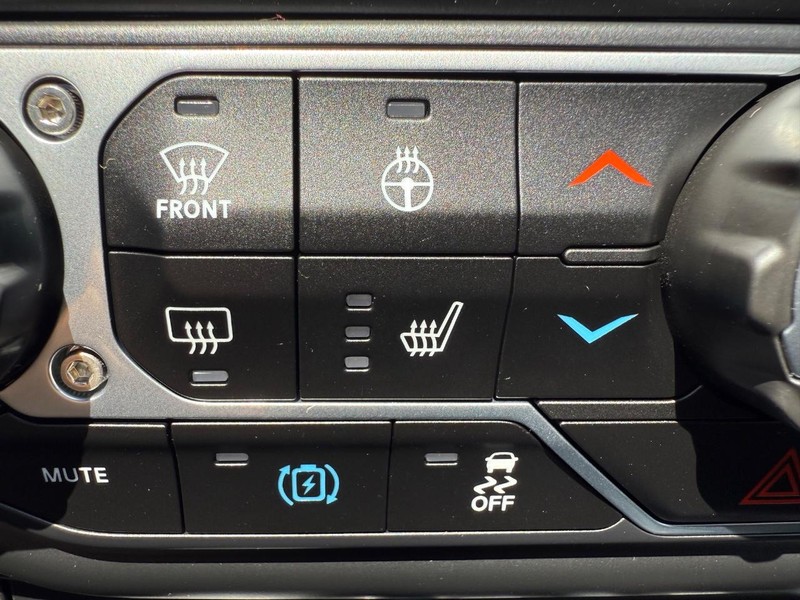 Jeep Wrangler 4xe Vehicle Image 17
