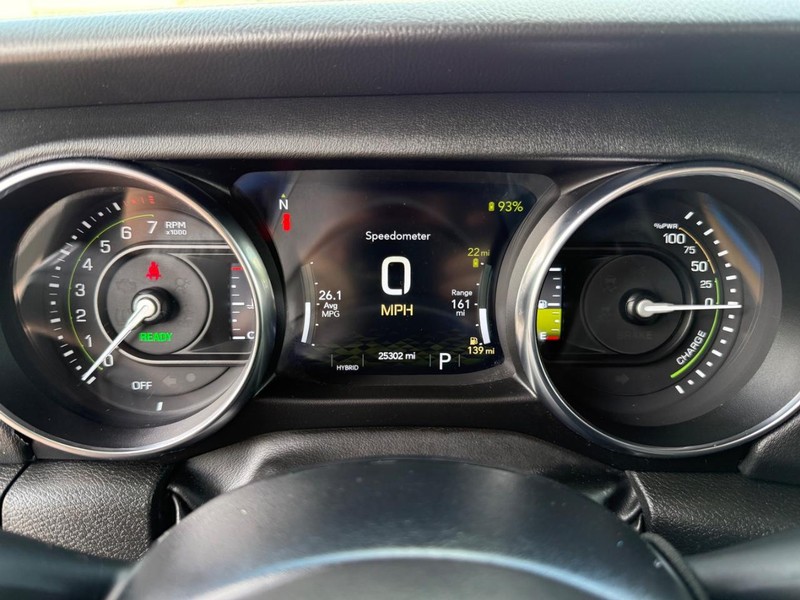 Jeep Wrangler 4xe Vehicle Image 24