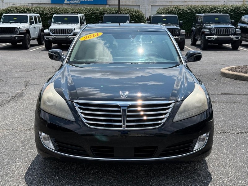 Hyundai Equus Vehicle Image 09