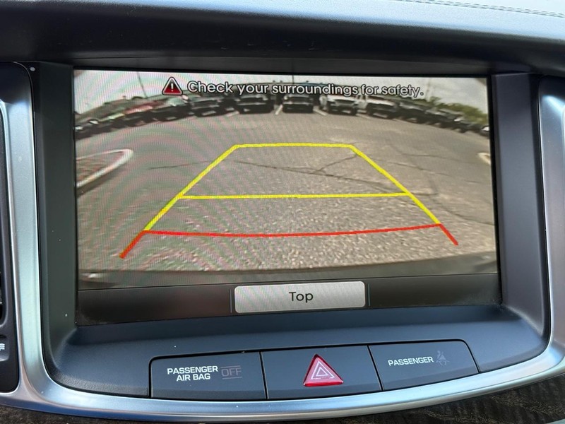 Hyundai Equus Vehicle Image 19