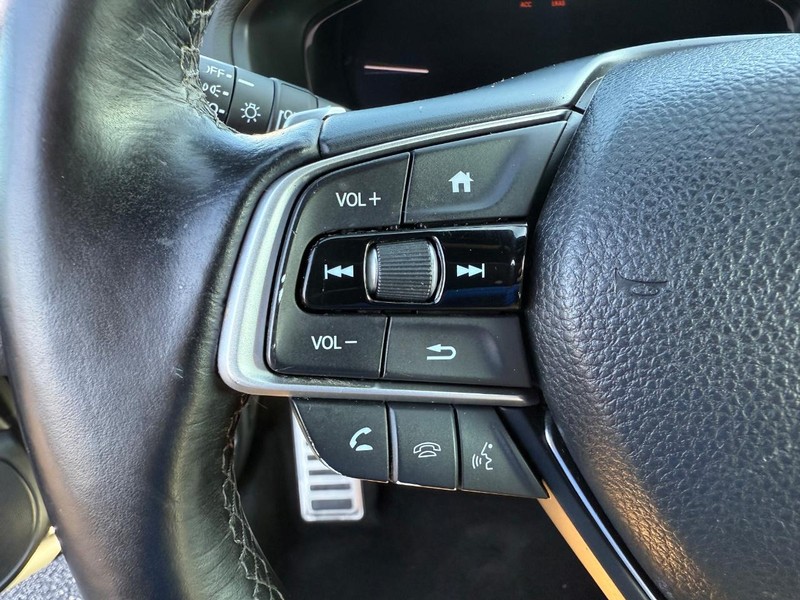 Honda Accord Sedan Vehicle Image 13