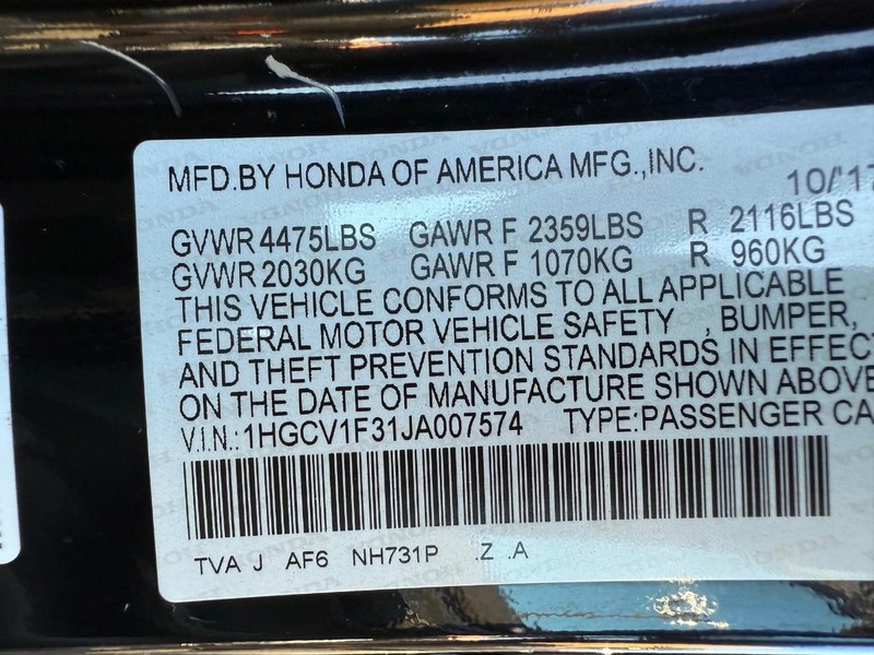 Honda Accord Sedan Vehicle Image 25