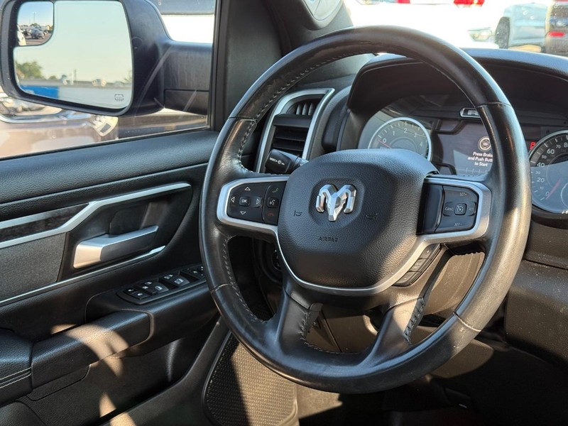 Ram 1500 Vehicle Image 12