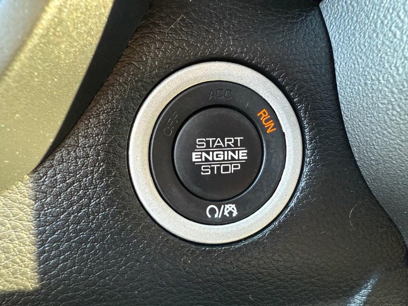 Ram 1500 Vehicle Image 15