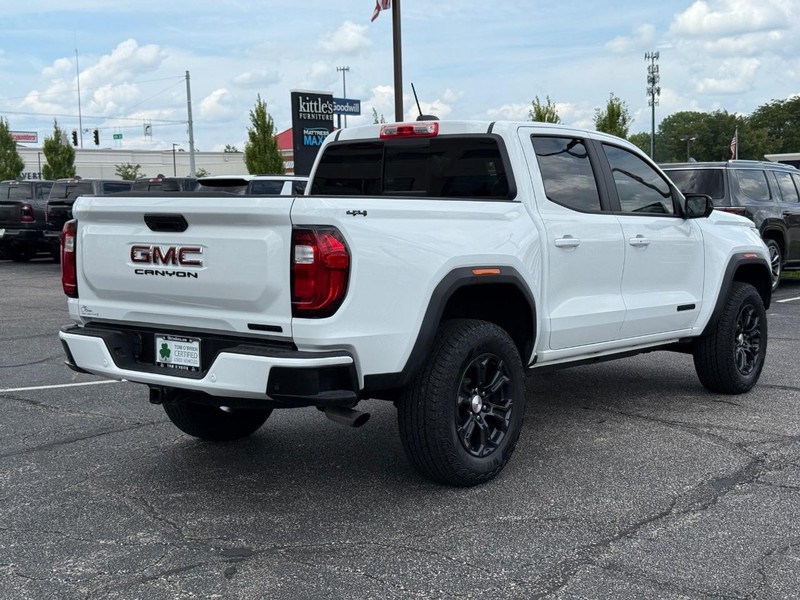 GMC Canyon Vehicle Image 03