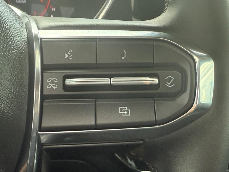 GMC Canyon Vehicle Image 15