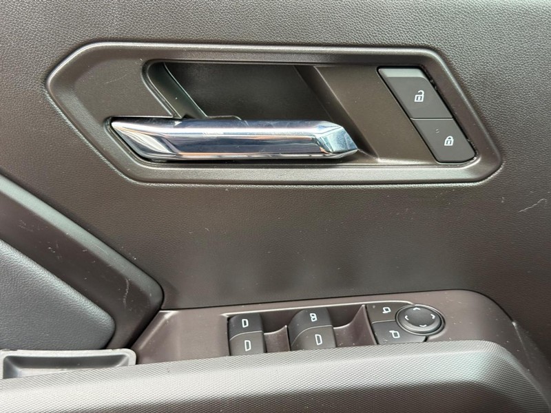 GMC Canyon Vehicle Image 23