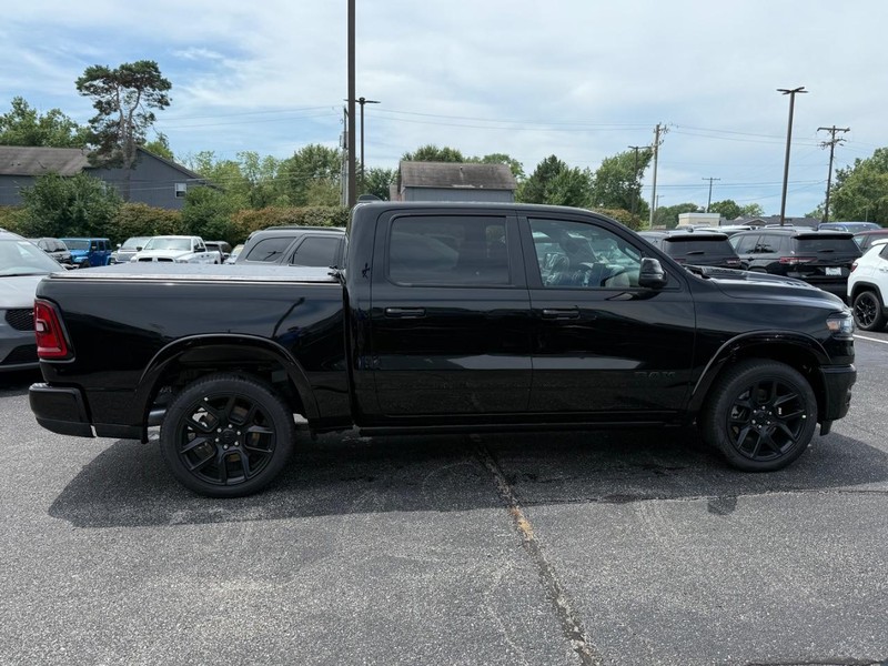 Ram 1500 Vehicle Image 02
