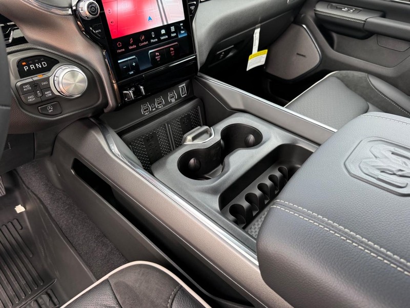 Ram 1500 Vehicle Image 13