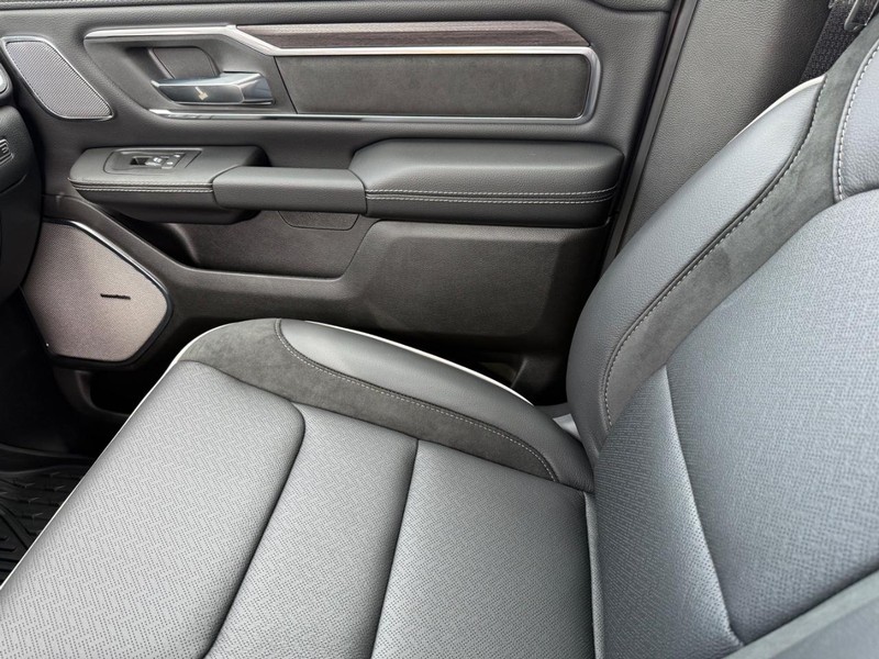 Ram 1500 Vehicle Image 14