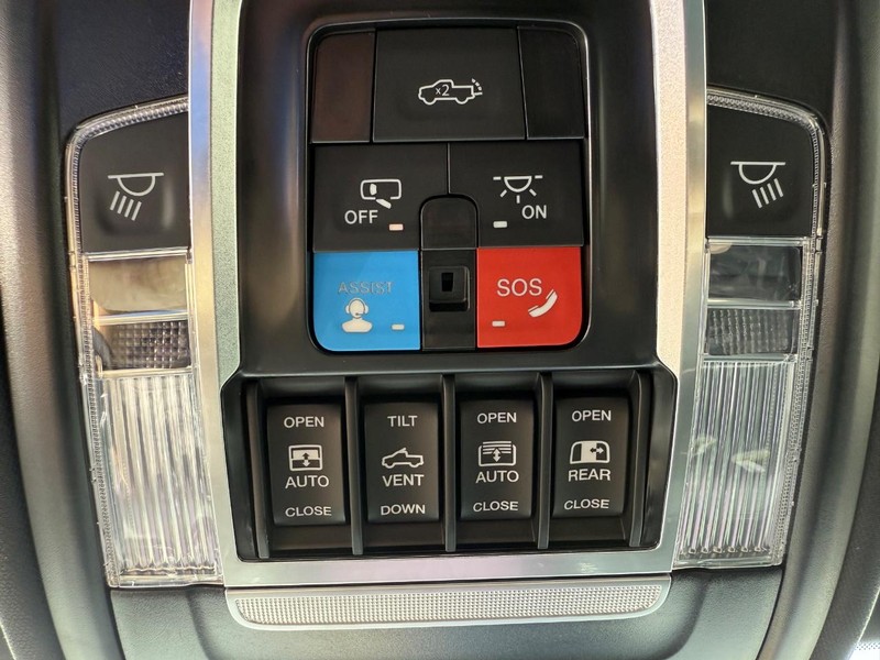 Ram 1500 Vehicle Image 15