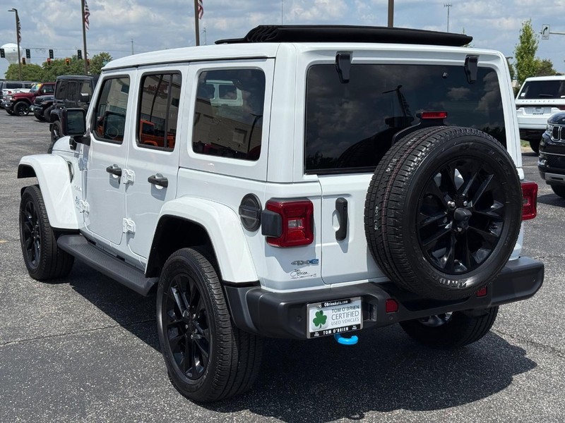 Jeep Wrangler 4xe Vehicle Image 05