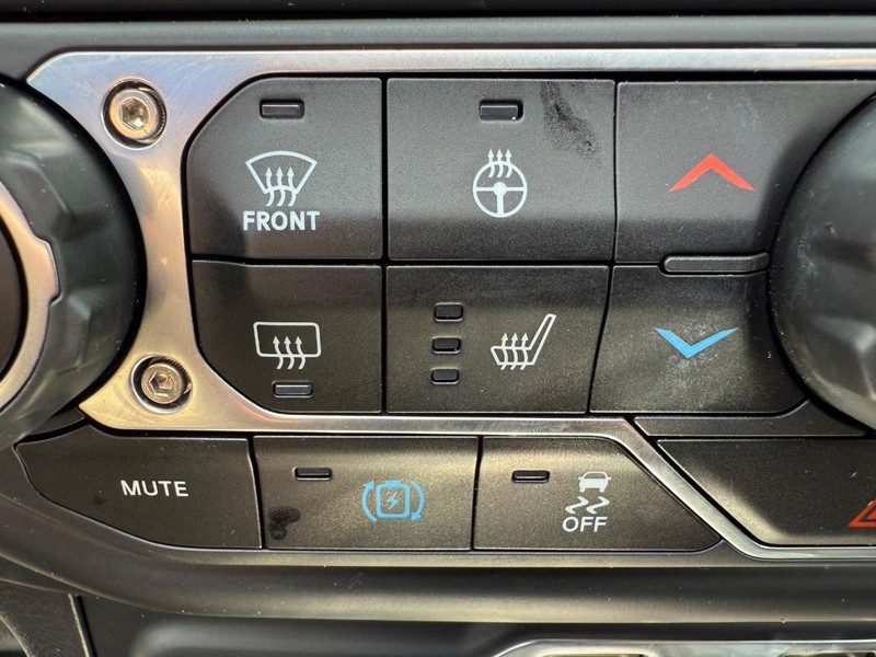 Jeep Wrangler 4xe Vehicle Image 17