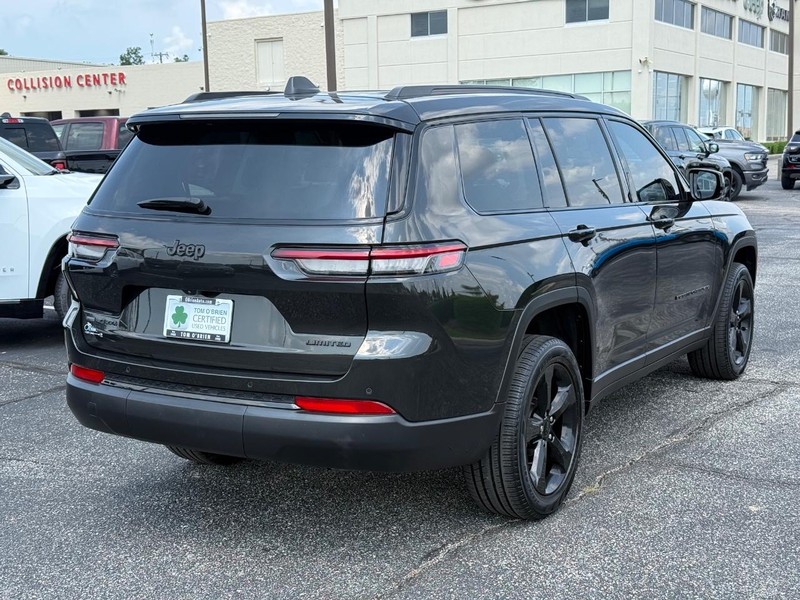 Jeep Grand Cherokee L Vehicle Image 03