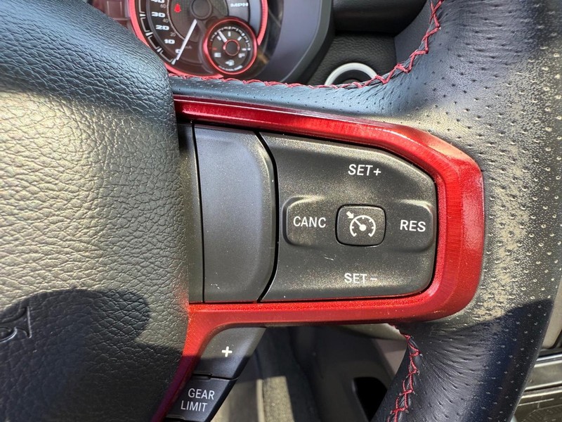 Ram 1500 Vehicle Image 15