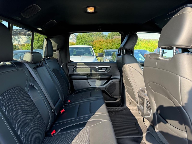Ram 1500 Vehicle Image 10