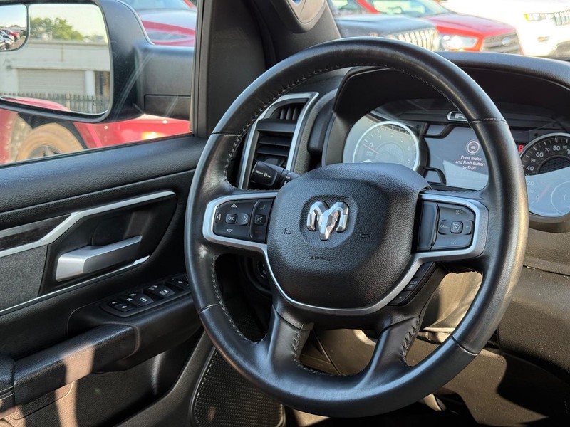 Ram 1500 Vehicle Image 12