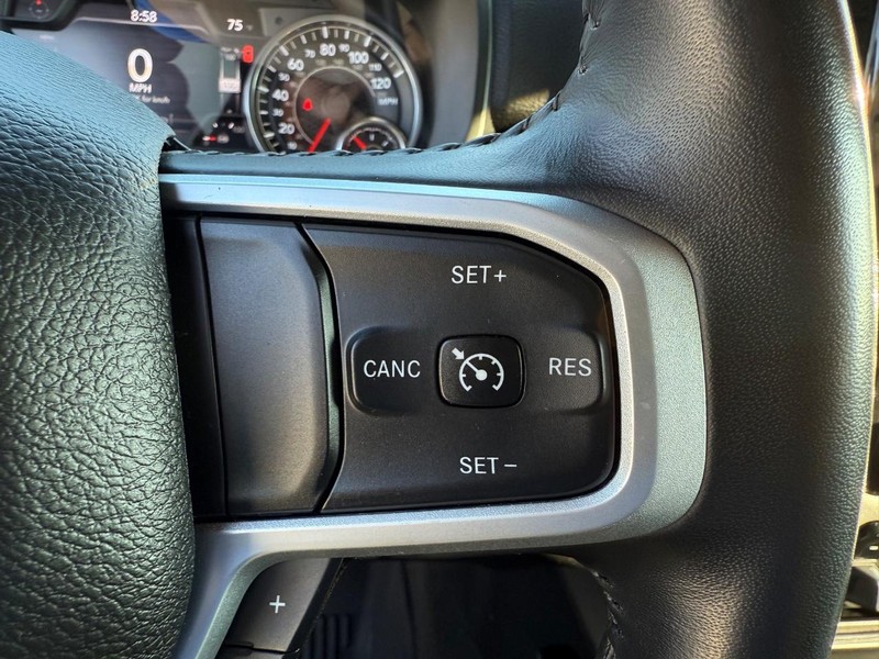 Ram 1500 Vehicle Image 14