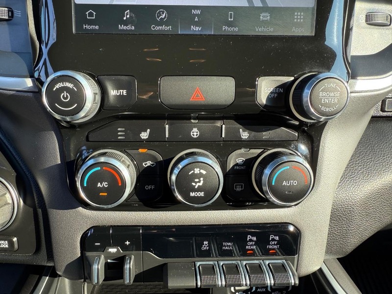 Ram 1500 Vehicle Image 19