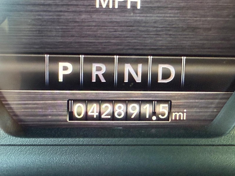 Ram 1500 Vehicle Image 23