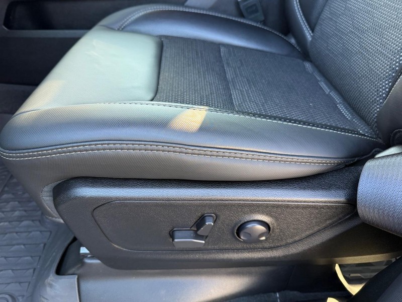 Ram 1500 Vehicle Image 25