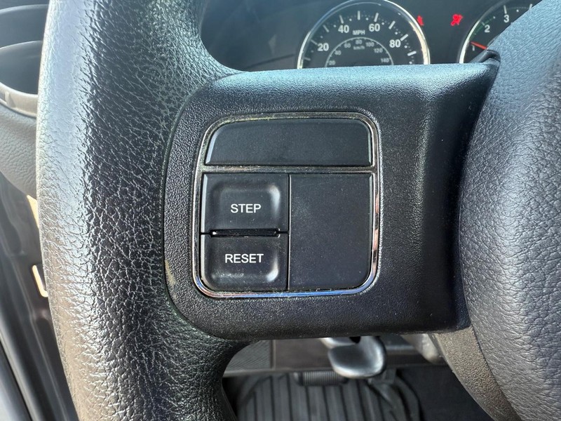 Jeep Wrangler Vehicle Image 13