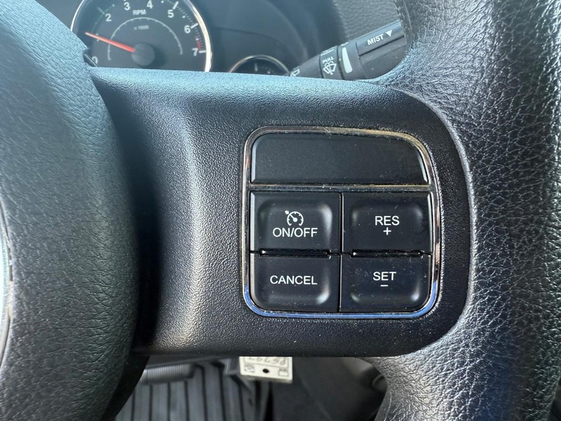Jeep Wrangler Vehicle Image 14