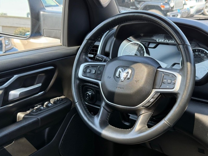 Ram 1500 Vehicle Image 13