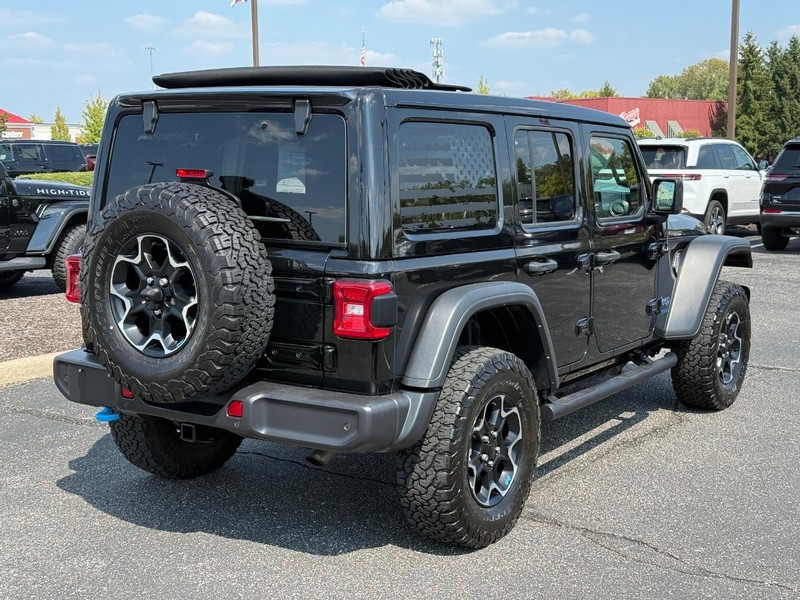 Jeep Wrangler 4xe Vehicle Image 03