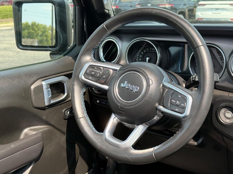 Jeep Wrangler 4xe Vehicle Image 13