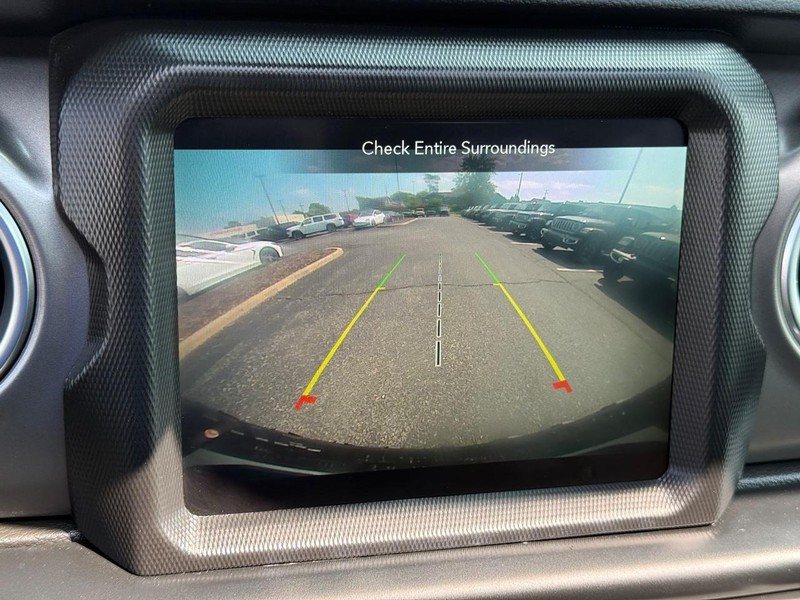 Jeep Wrangler 4xe Vehicle Image 17