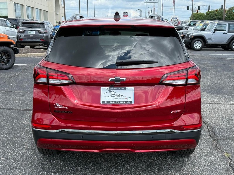 Chevrolet Equinox Vehicle Image 04