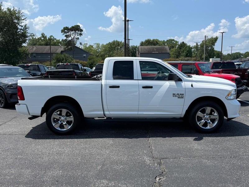 Ram 1500 Classic Vehicle Image 02
