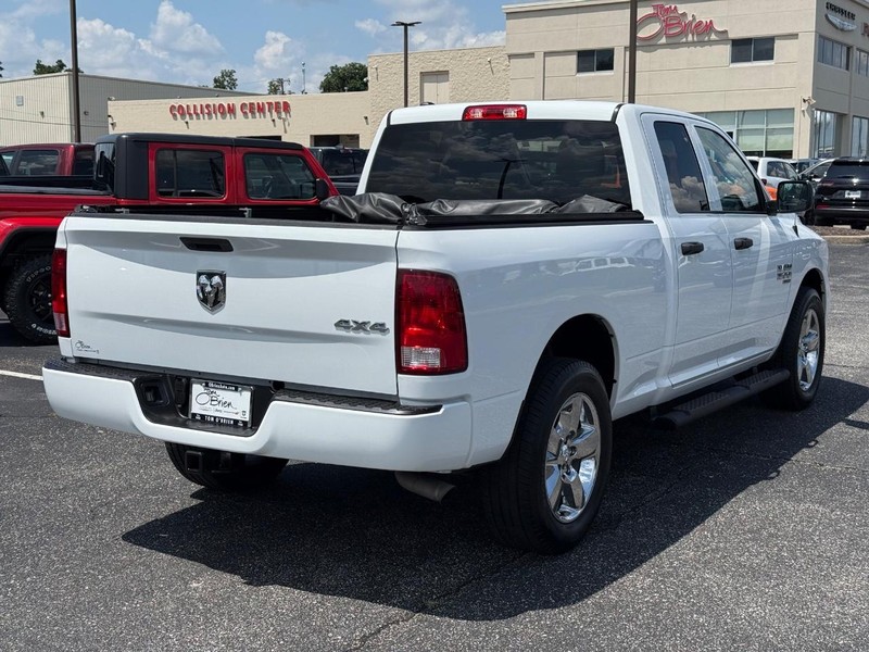 Ram 1500 Classic Vehicle Image 03