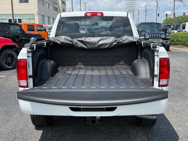 Ram 1500 Classic Vehicle Image 07