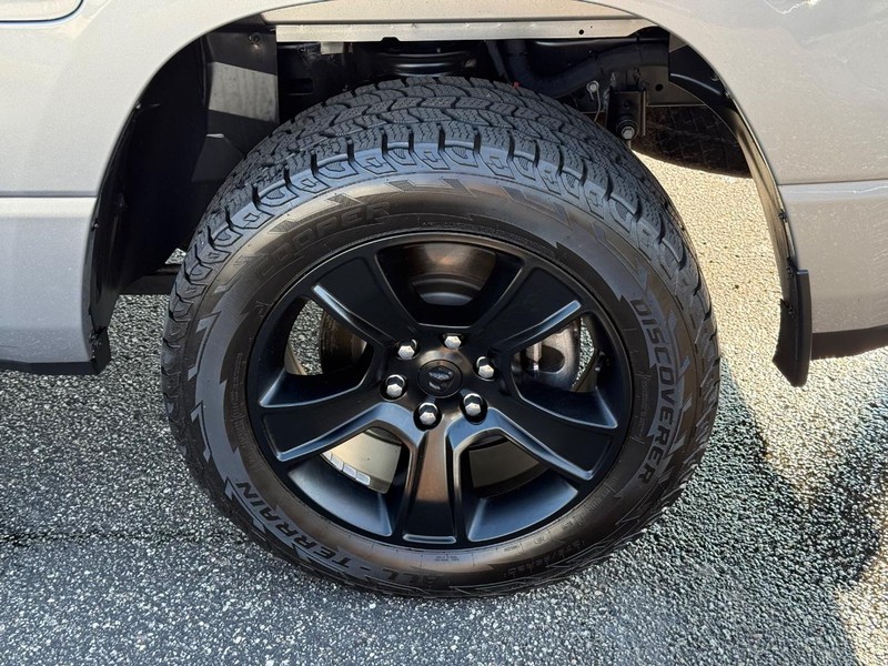 Ram 1500 Vehicle Image 06