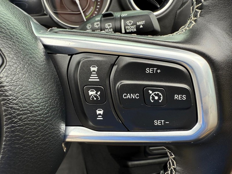 Jeep Wrangler 4xe Vehicle Image 15