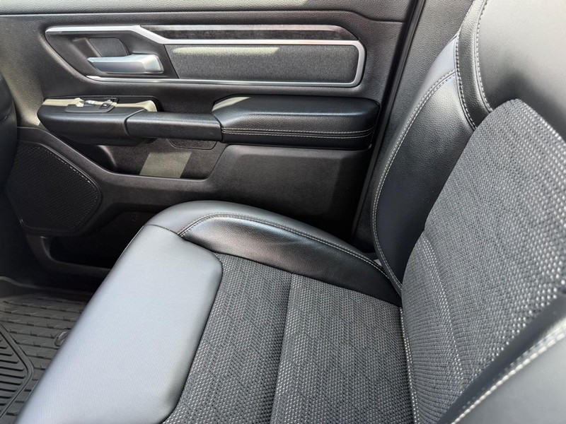 Ram 1500 Vehicle Image 20