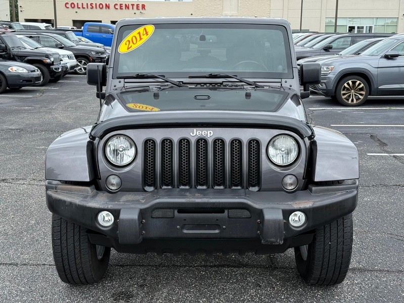 Jeep Wrangler Unlimited Vehicle Image 09
