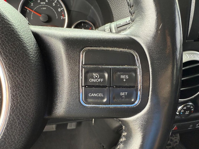 Jeep Wrangler Unlimited Vehicle Image 14