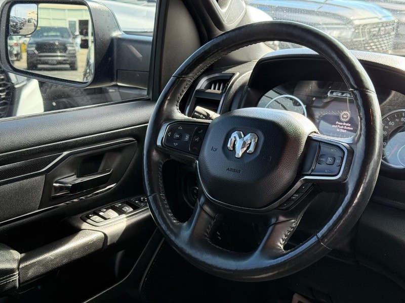 Ram 1500 Vehicle Image 12