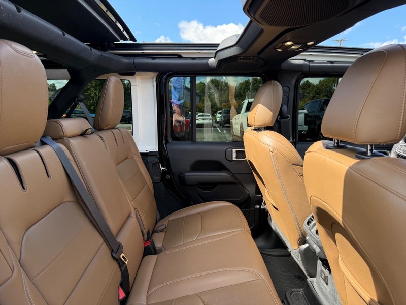Jeep Wrangler 4xe Vehicle Image 10